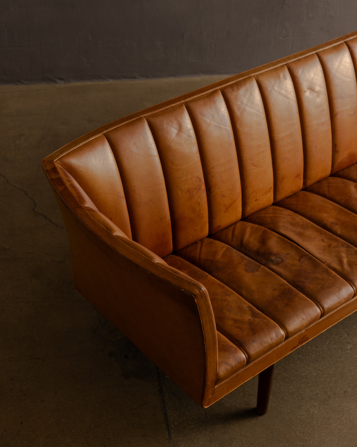 Helge Vestergaard Jensen — Sofa