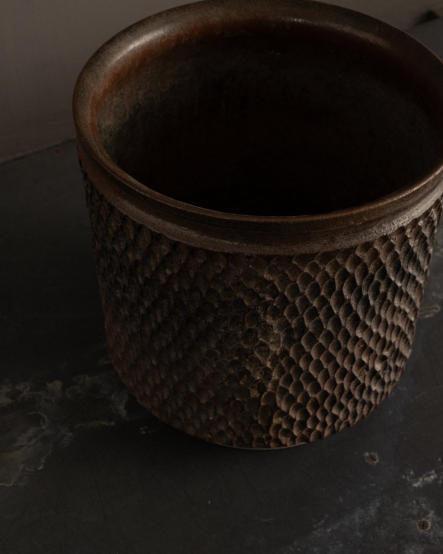 Robert Maxwell — Textured Motif Planter
