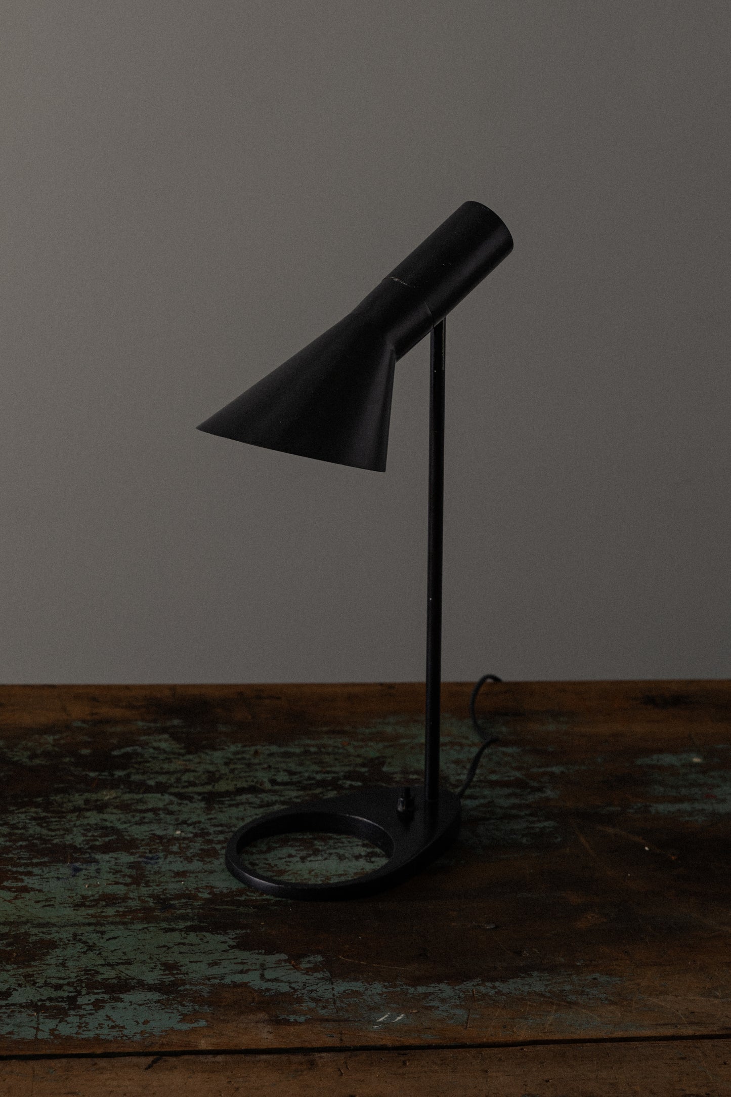 Visor Desk Lamp by Arne Jacobsen