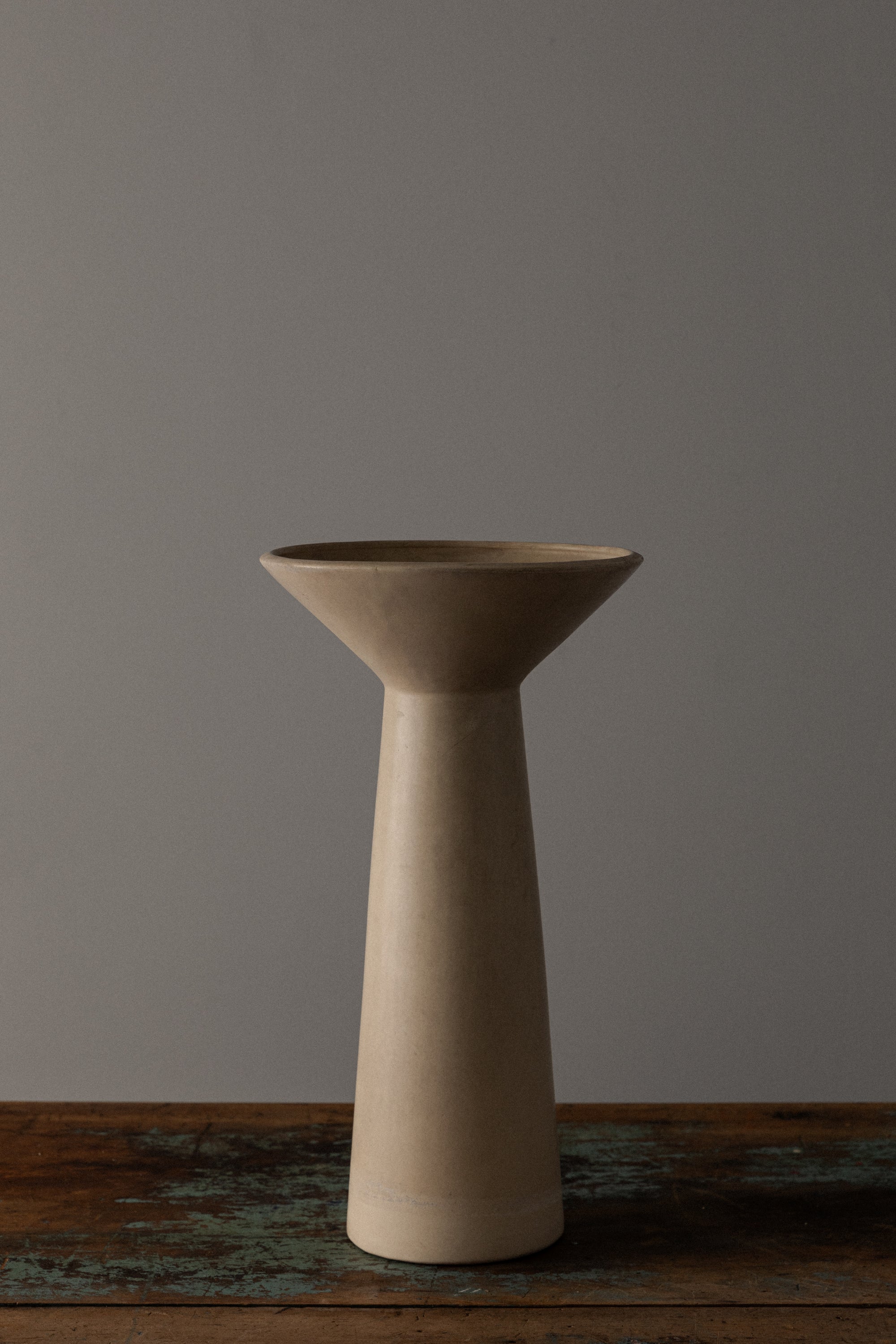 Model SR-01 Sand Urn Architectural Pottery