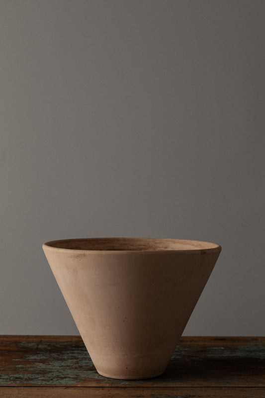 Model S-04 Planter in Bisque, Lagardo Tackett for Architectural Pottery