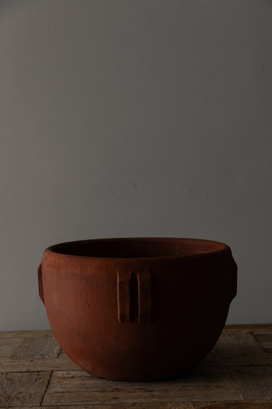 Terracotta "Indian Pot" by Bauer Pottery