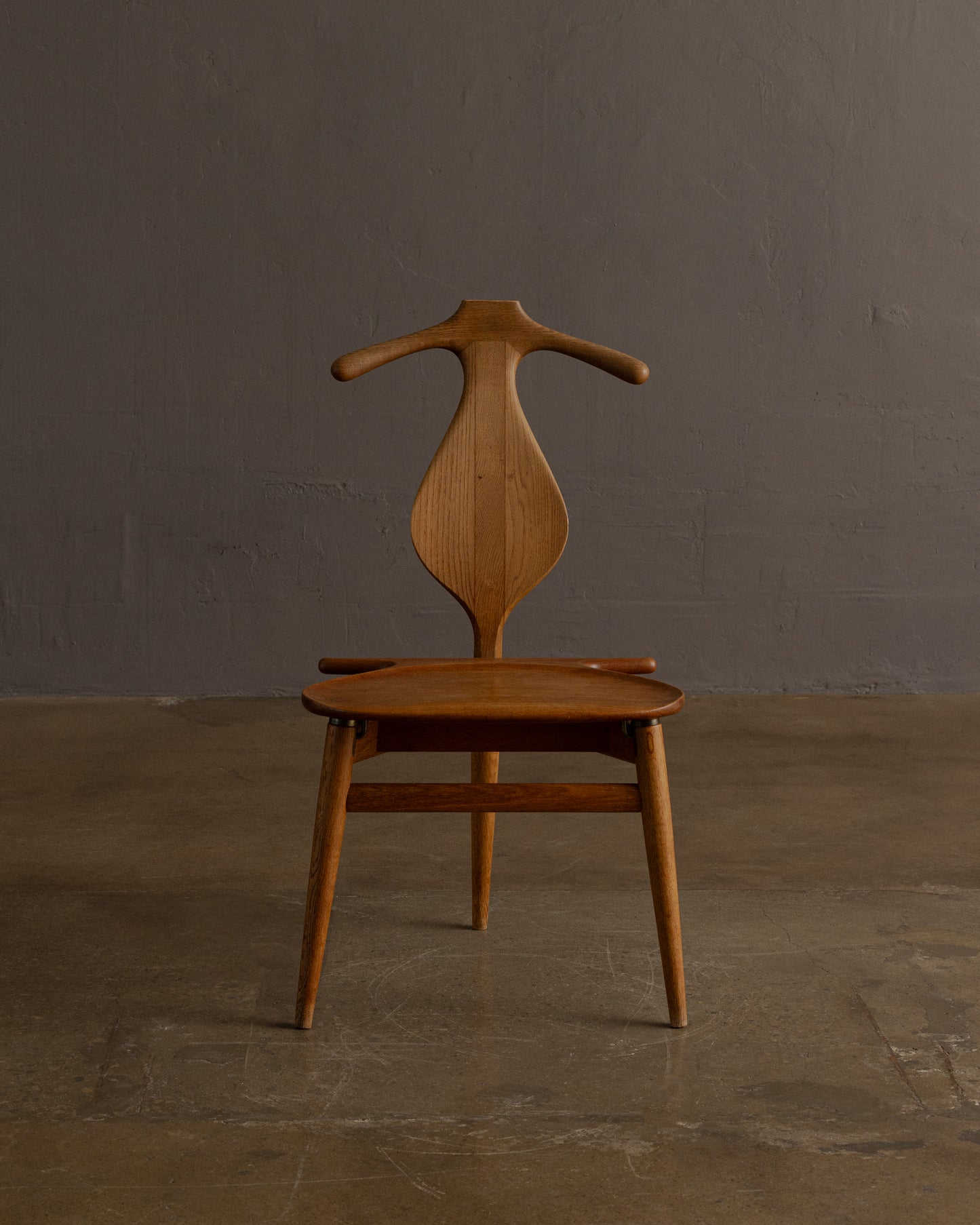 Hans J. Wegner — Valet Chair
