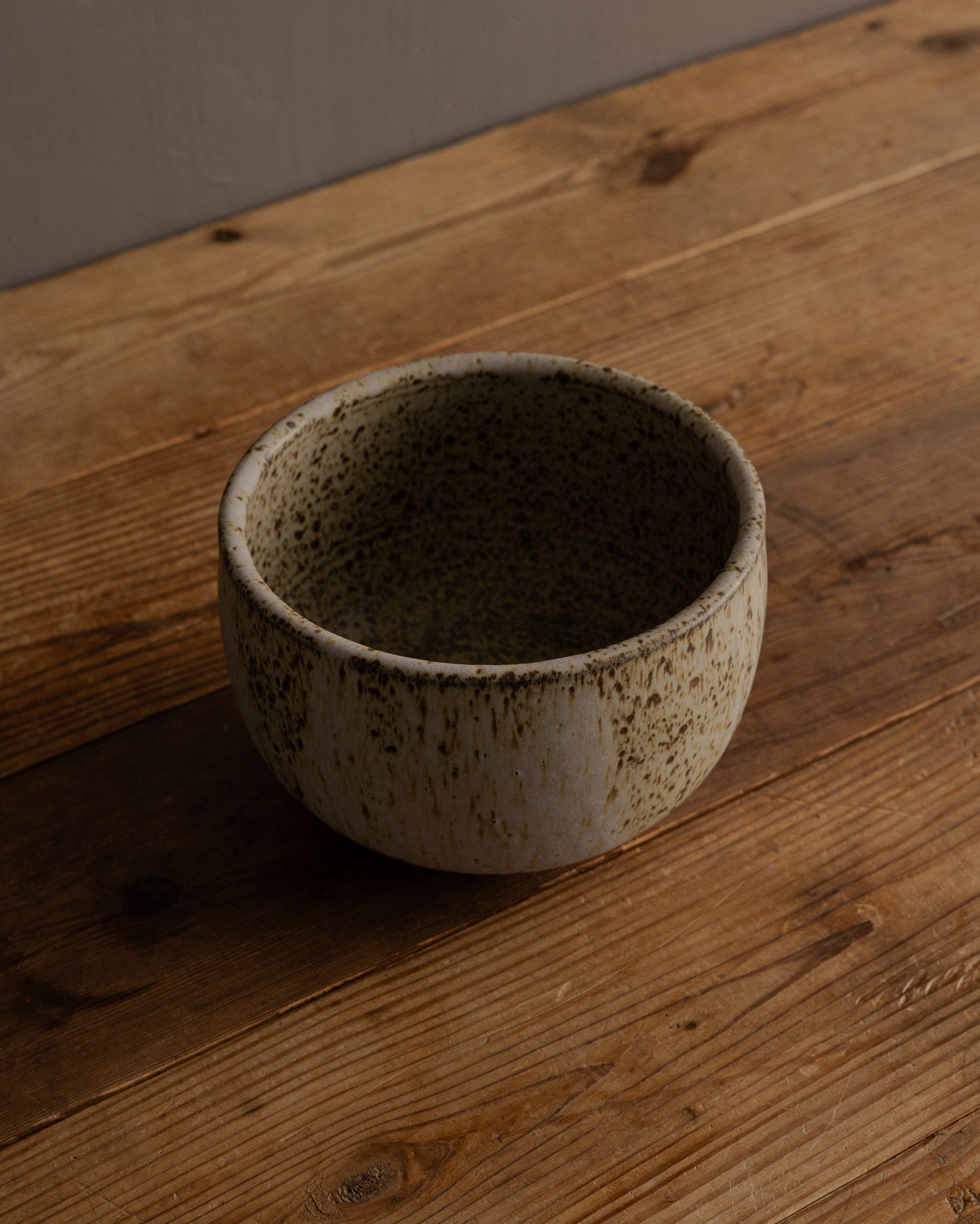 Kat & Roger — Speckled Bowl