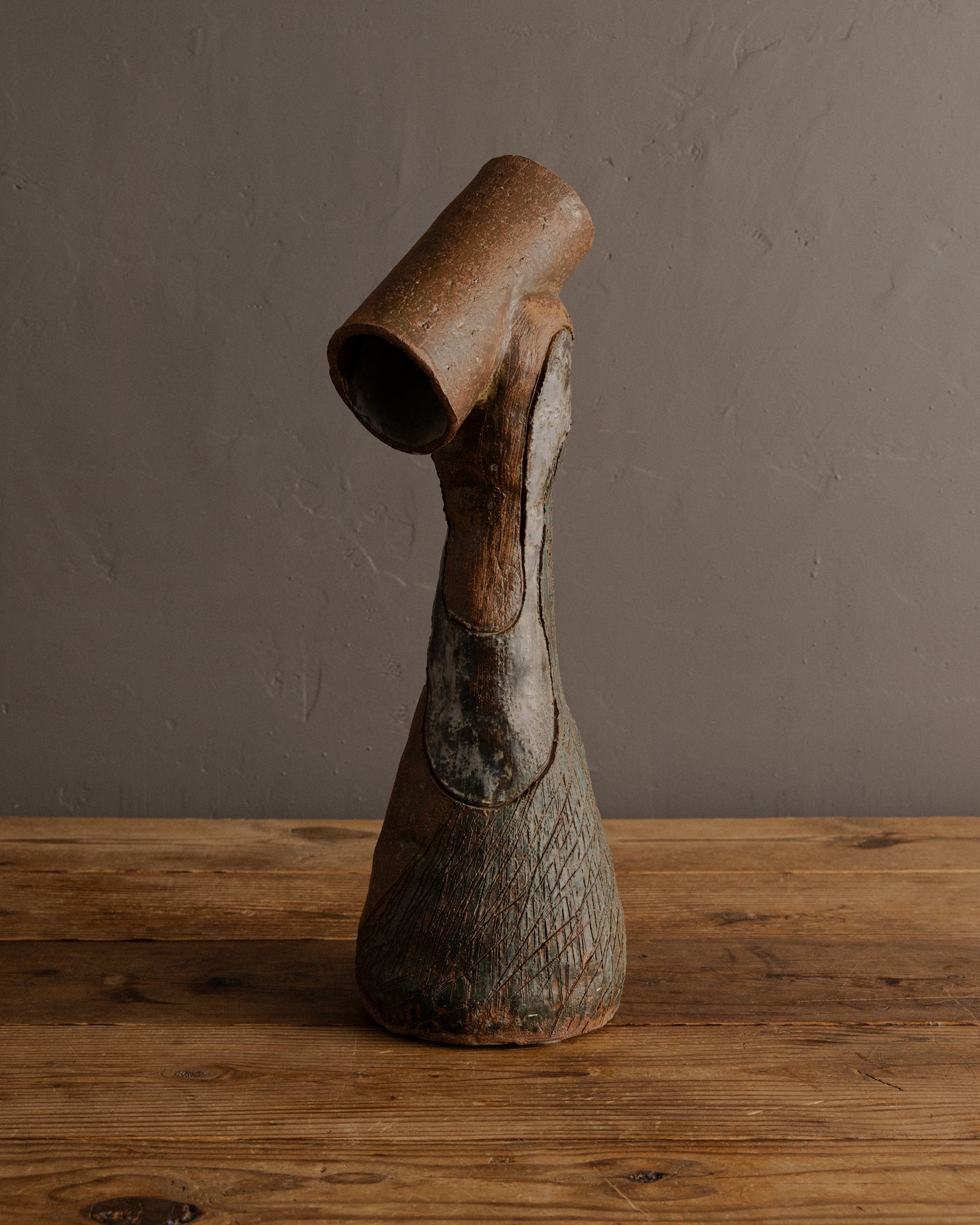 R'Antony — Sculptural Ceramic Vessel