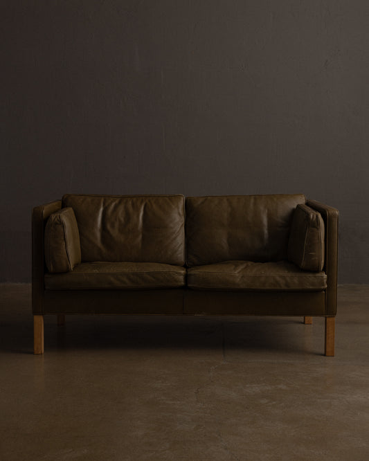 Model 2212 Two-Seat Sofa by Børge Mogensen