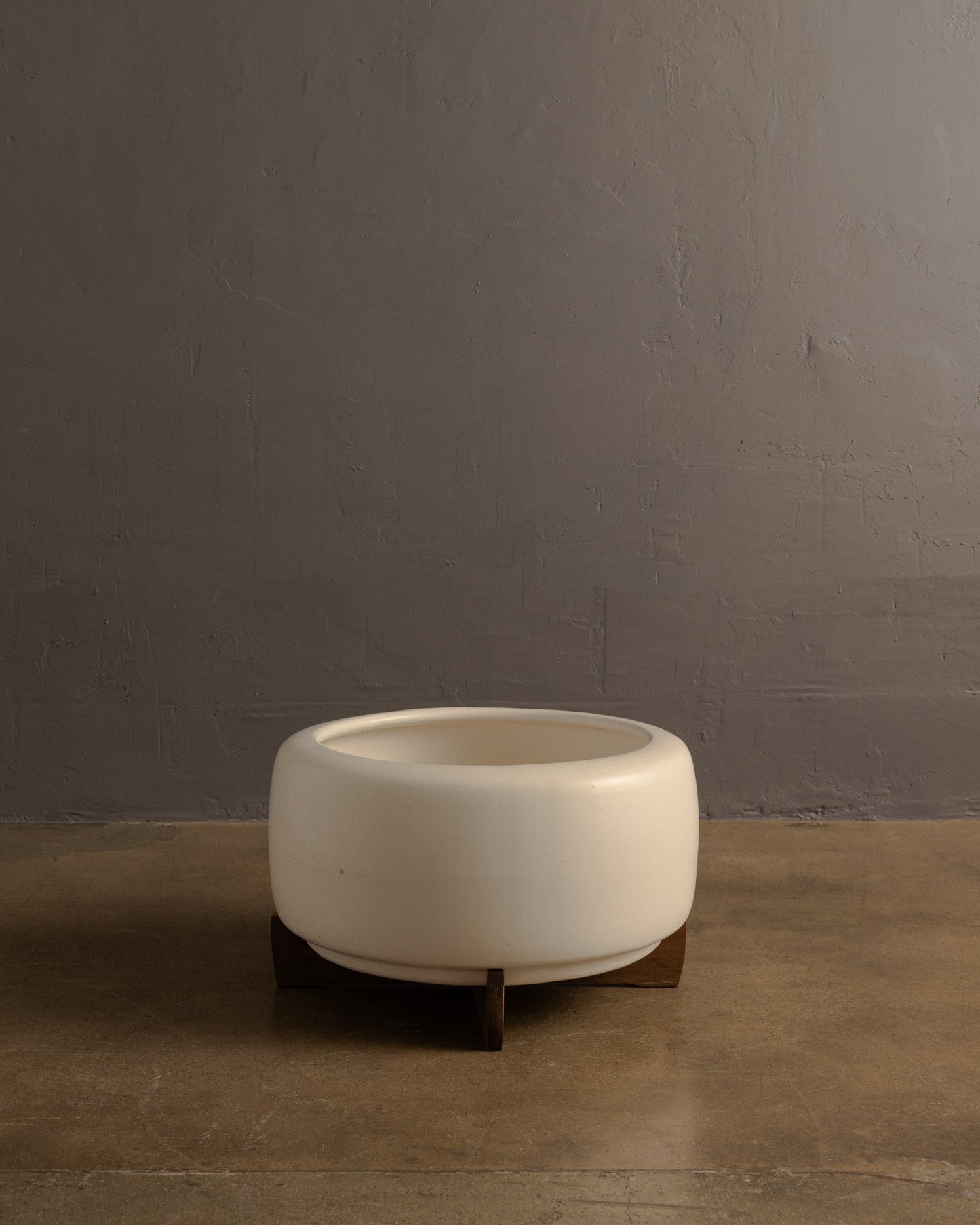 John Follis — Model CP-21 “Tire” Planter