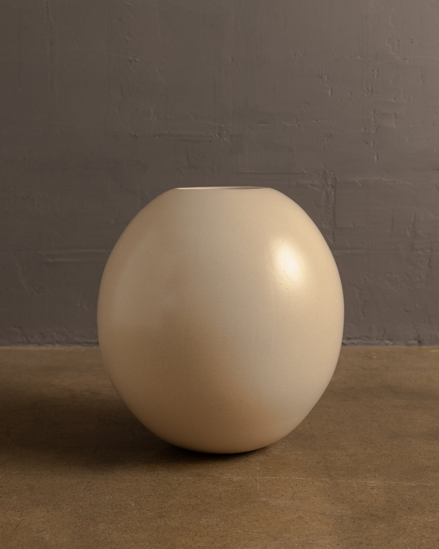 Marilyn Kay Austin — Egg Vase