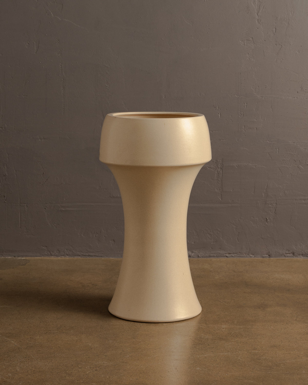 Marilyn Kay Austin — Model 4002 Planter
