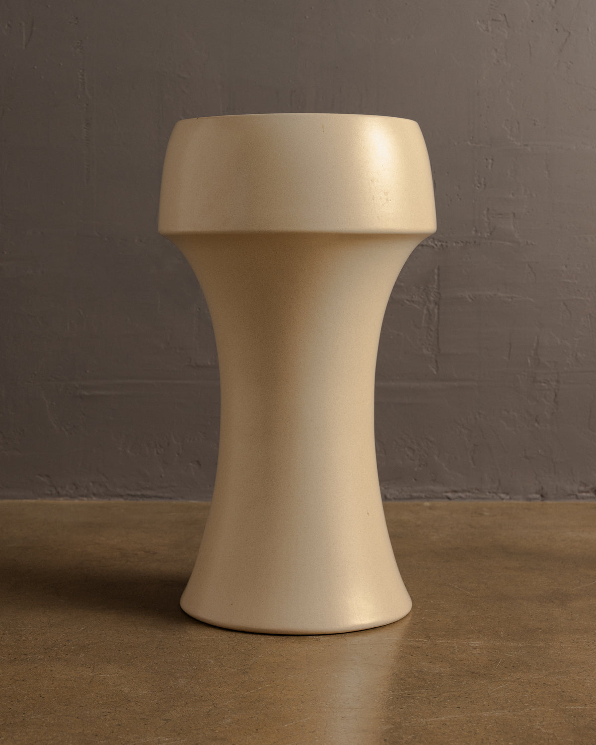Marilyn Kay Austin — Model 4002 Planter
