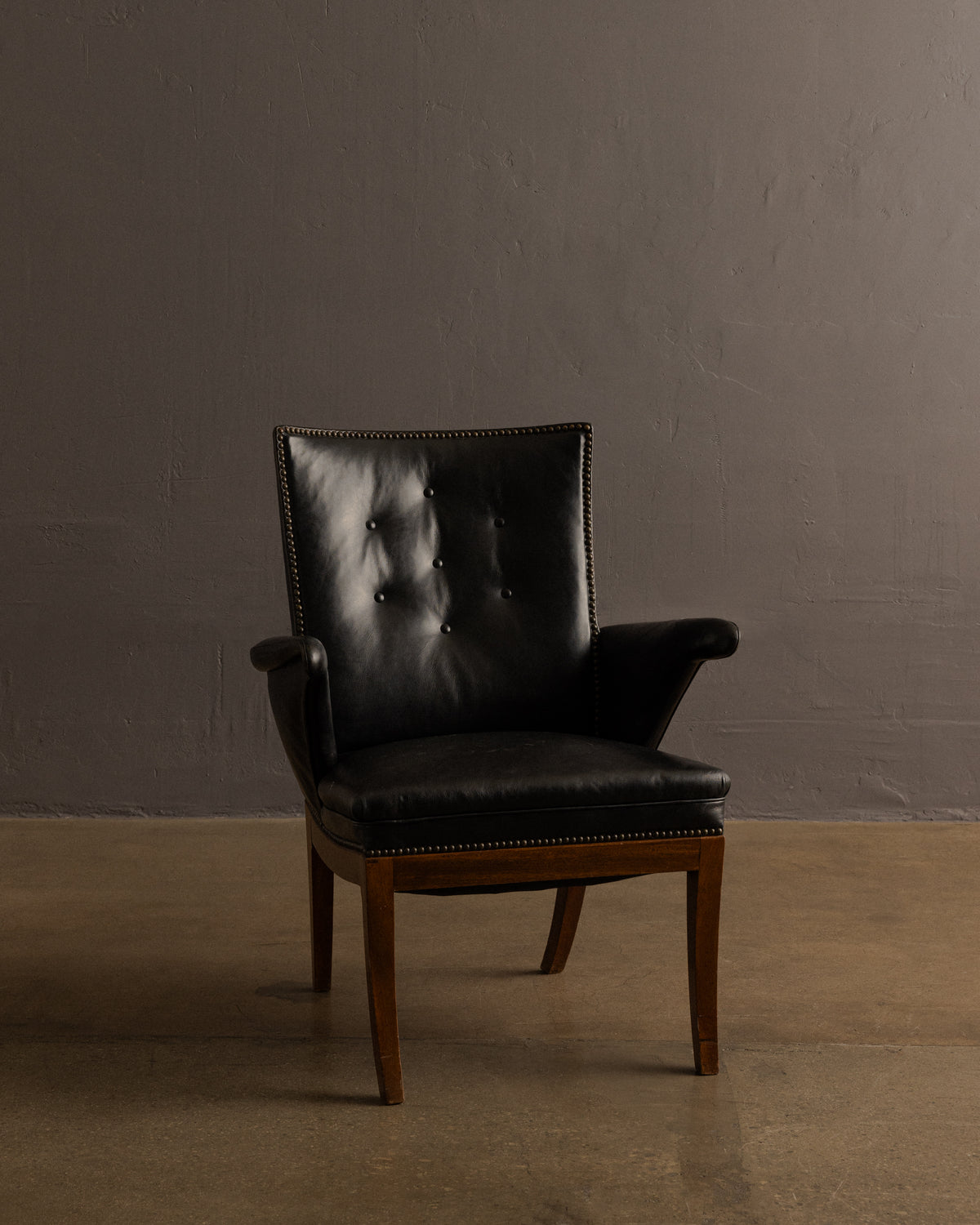 Frits Henningsen — Armchairs