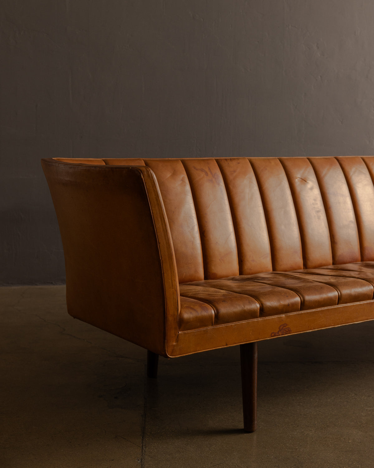 Helge Vestergaard Jensen — Sofa