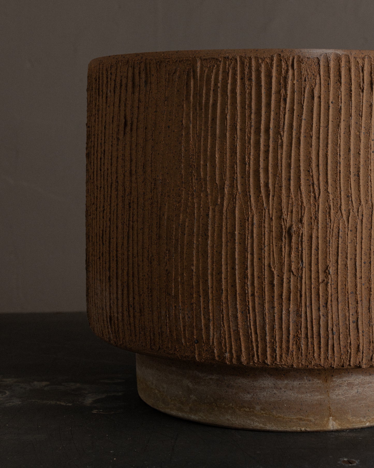 Architectural Pottery — 'Scratch' Motif Planter