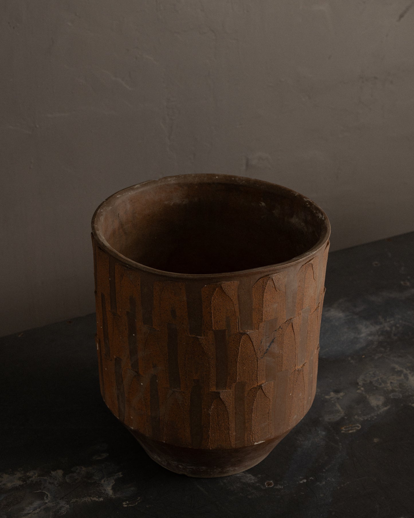 Architectural Pottery — Ribbed Motif Planter