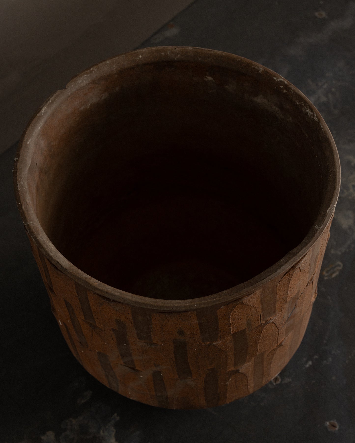 Architectural Pottery — Ribbed Motif Planter