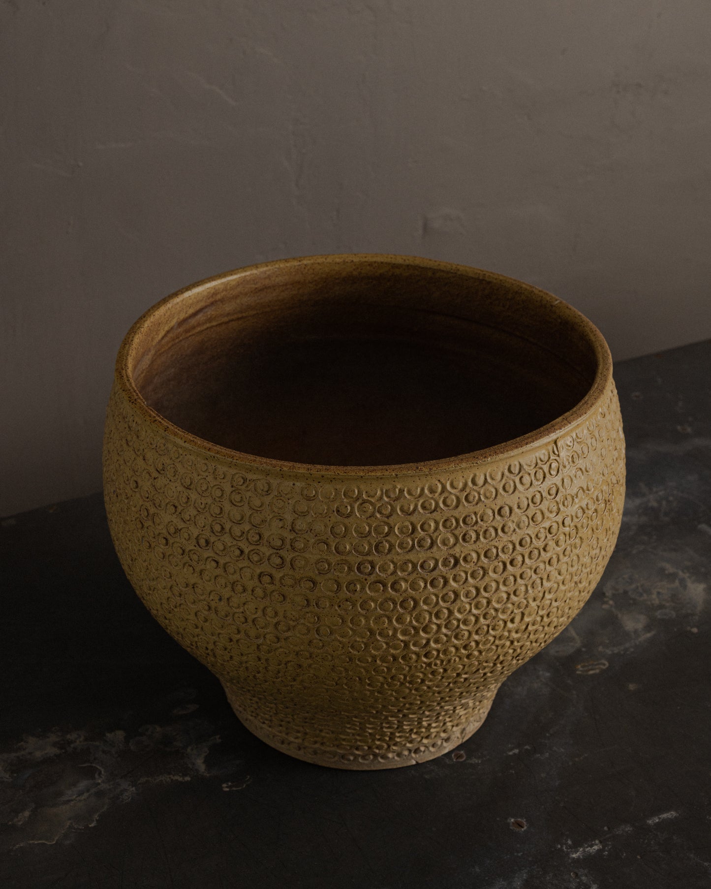 Architectural Pottery — Circle Motif Planter