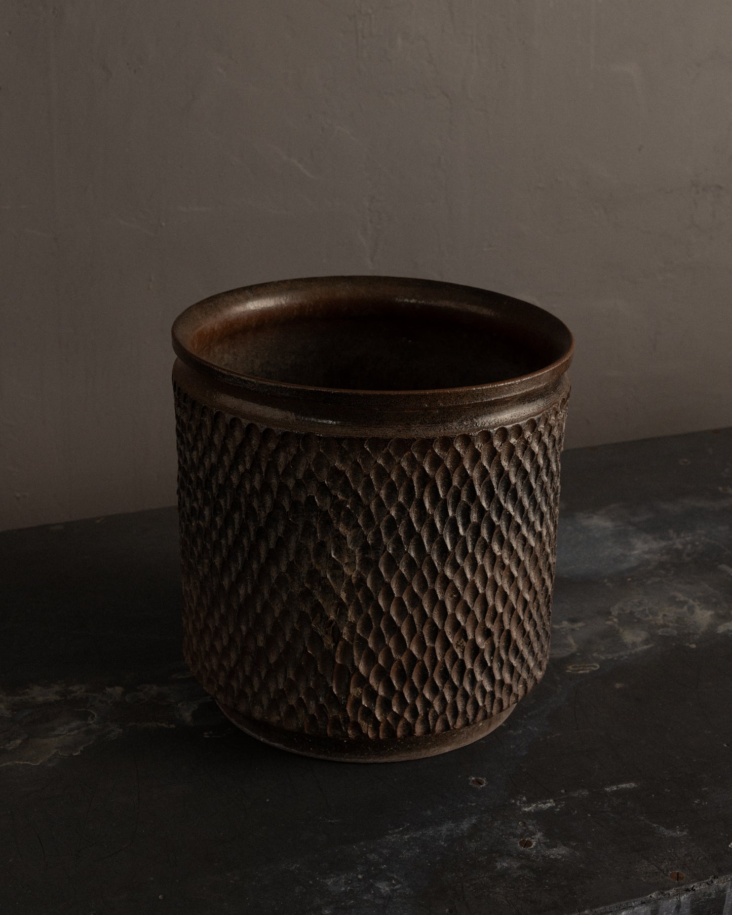 Robert Maxwell — Textured Motif Planter