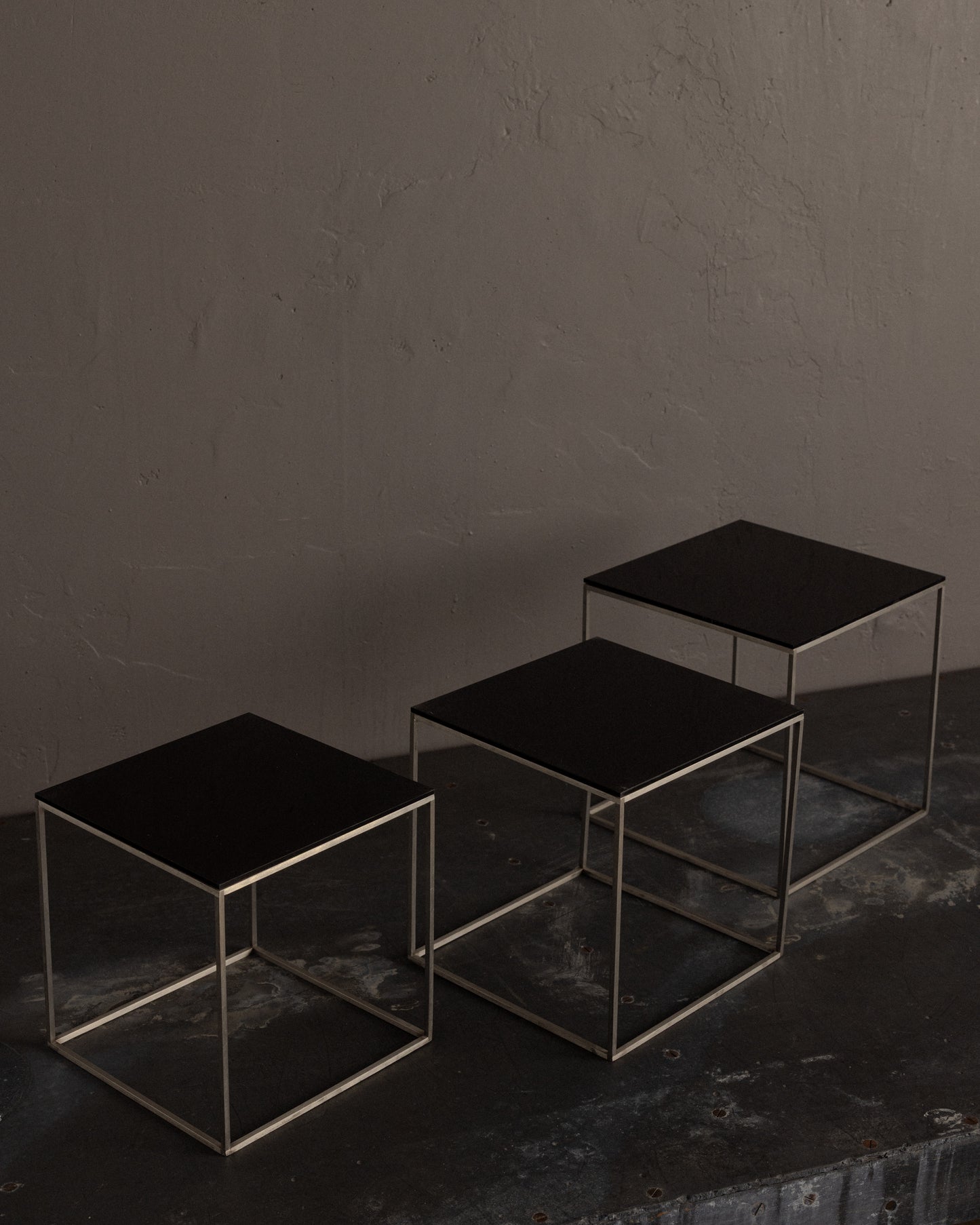 Poul Kjærholm — PK71 Nesting Tables