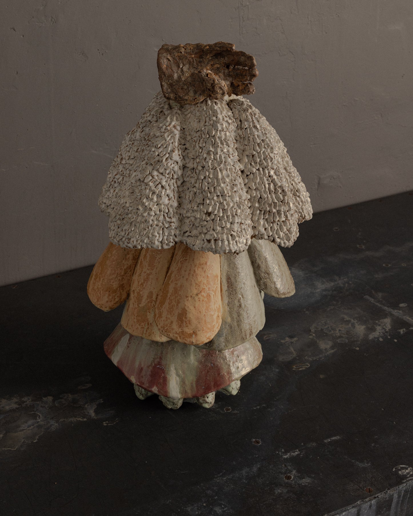 'Hand on Top' Mini Totem