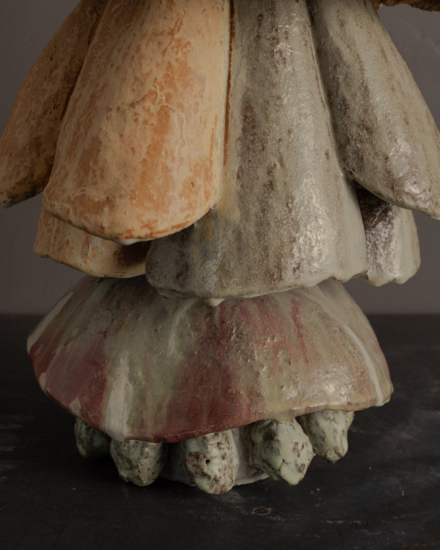 'Hand on Top' Mini Totem