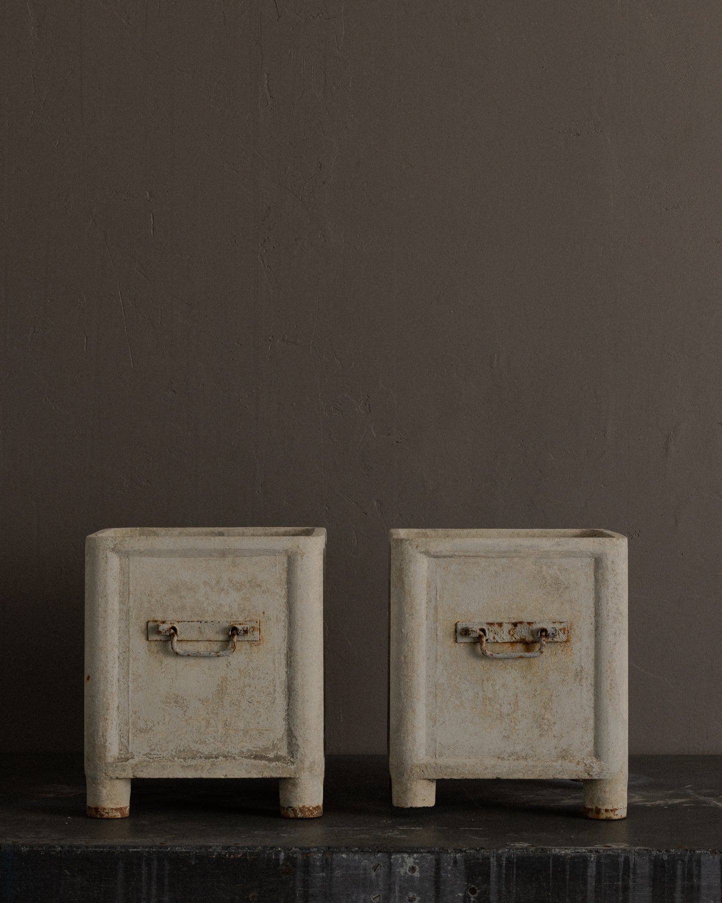 Willy Guhl — Square Planter with Handles
