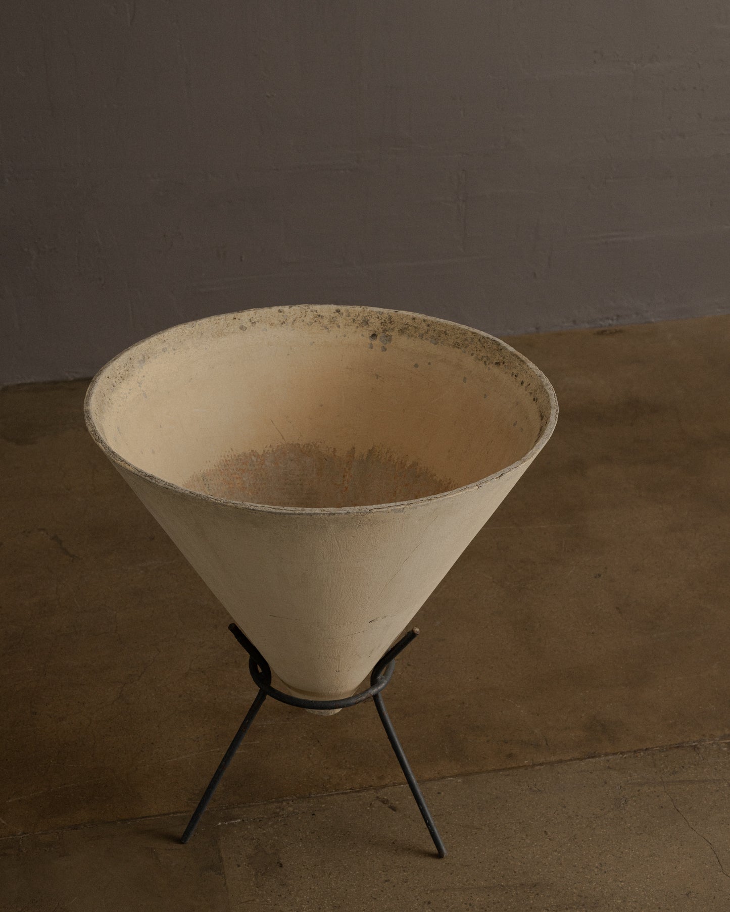 Willy Guhl — Cone Planters