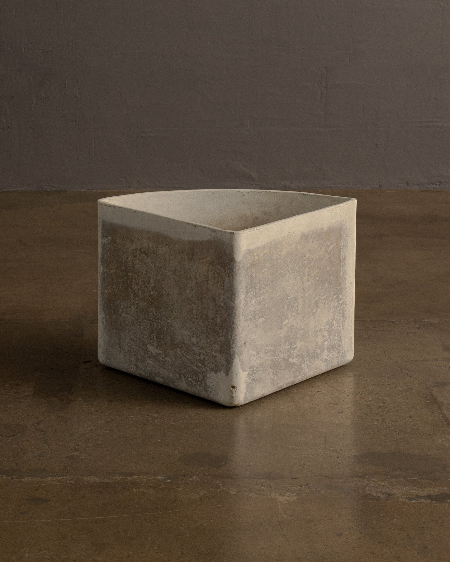 Willy Guhl — Corner Planter