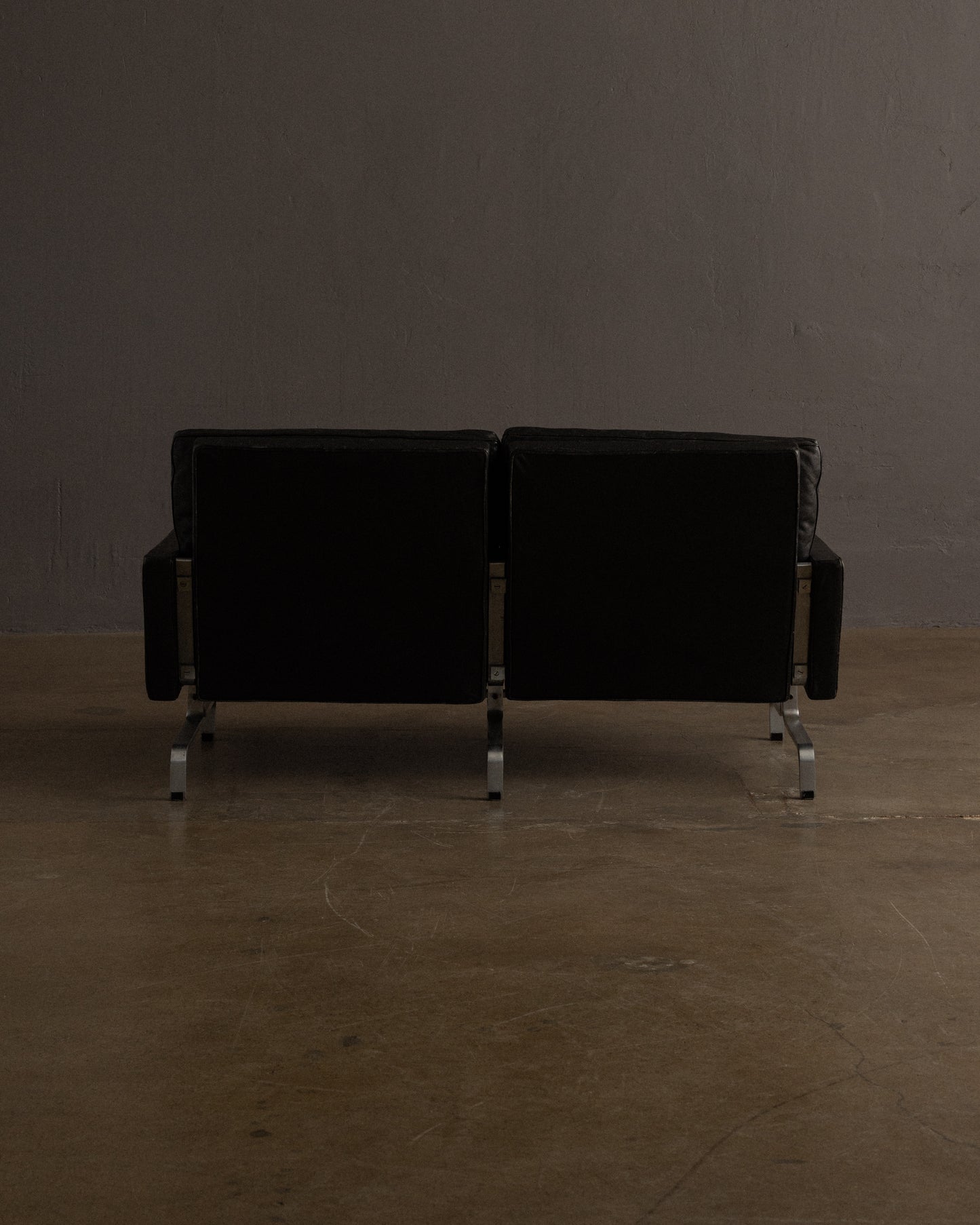 Poul Kjærholm — PK31 Sofa