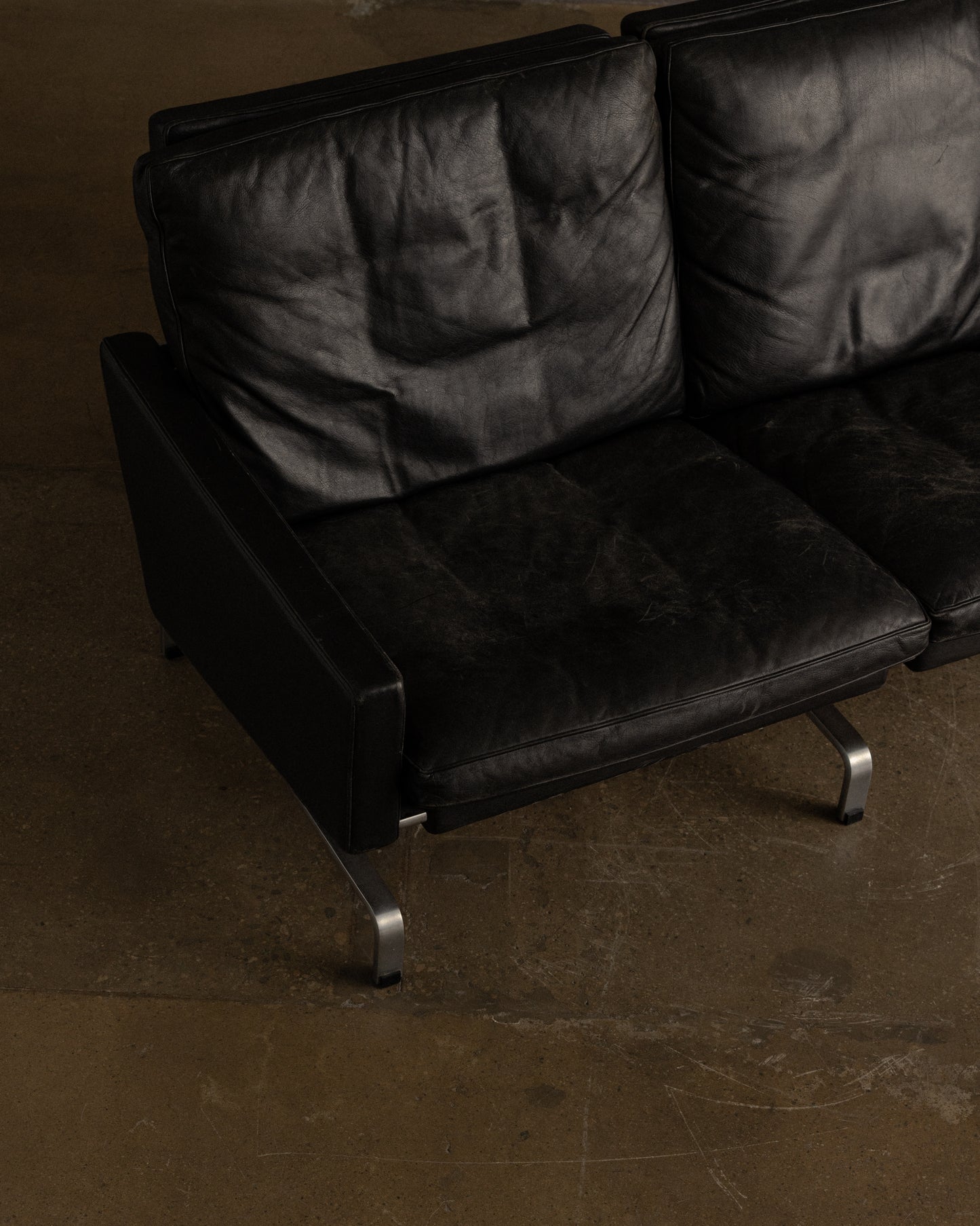 Poul Kjærholm — PK31 Sofa