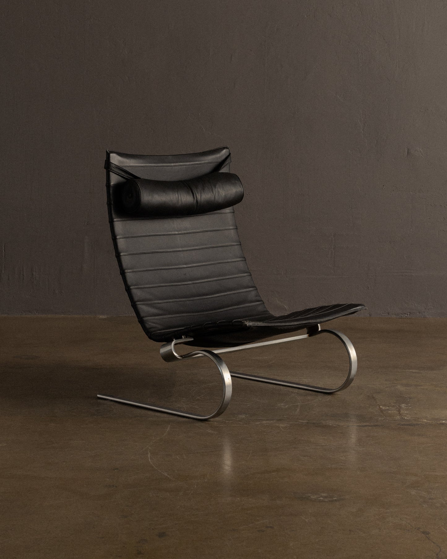Poul Kjærholm — PK20 Lounge Chair