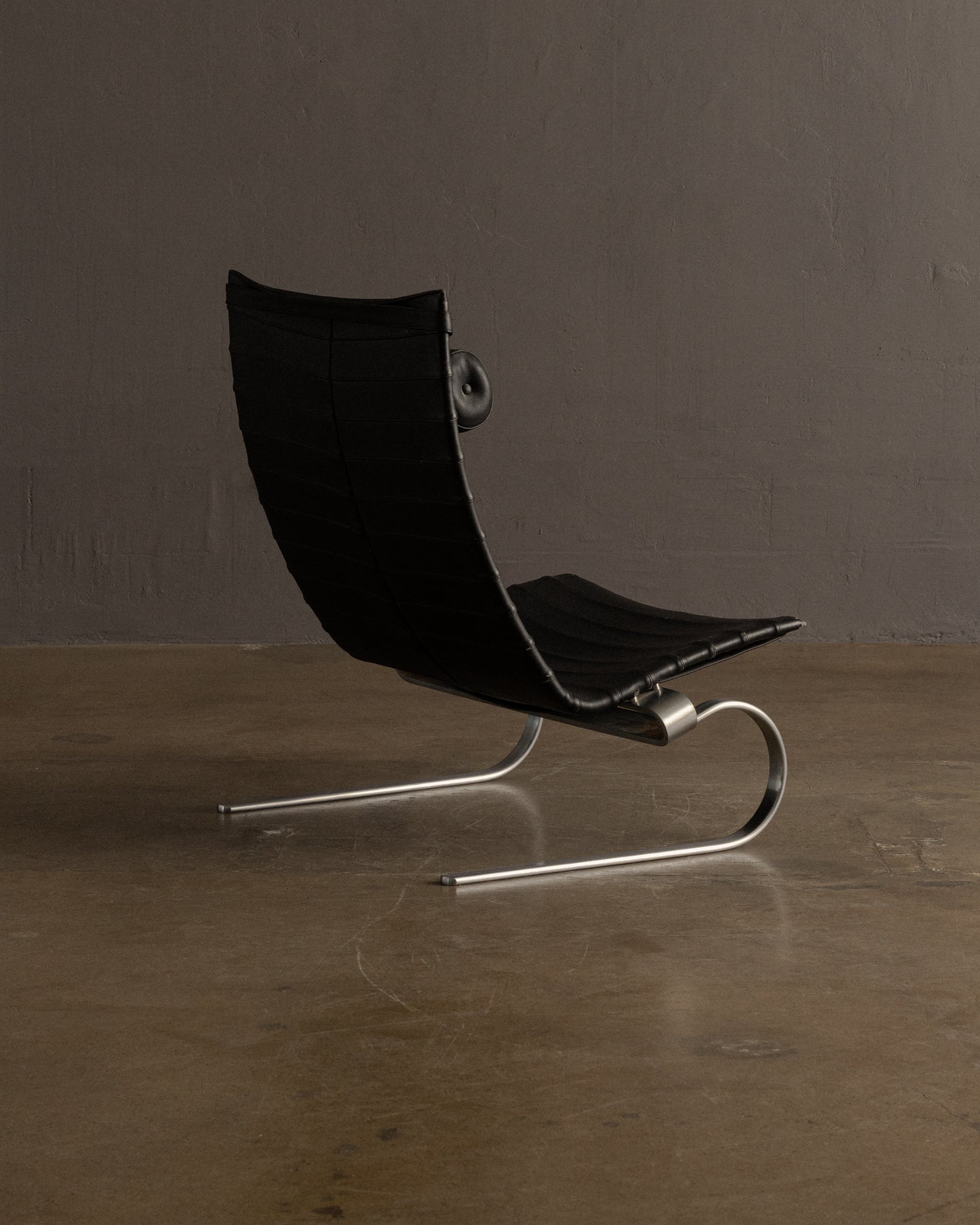 Poul Kjærholm — PK20 Lounge Chair