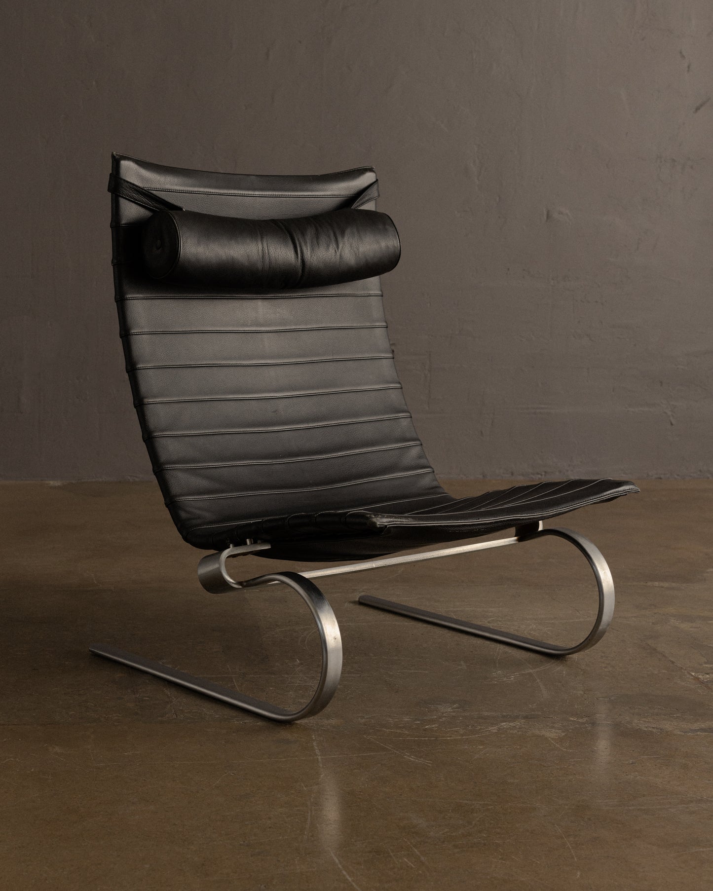 Poul Kjærholm — PK20 Lounge Chair